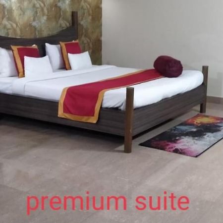 Hotel Little Palace Dibrugarh Dış mekan fotoğraf